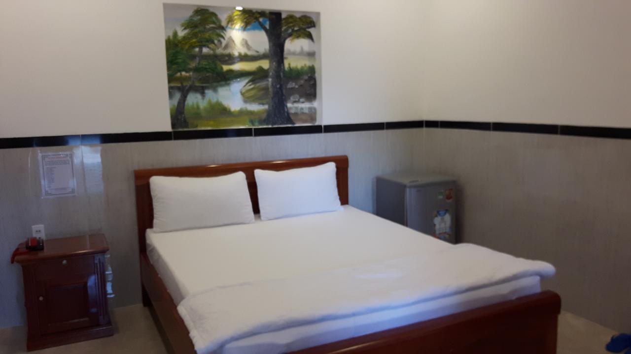 Motel Hoang Gia Long Khanh Exterior foto