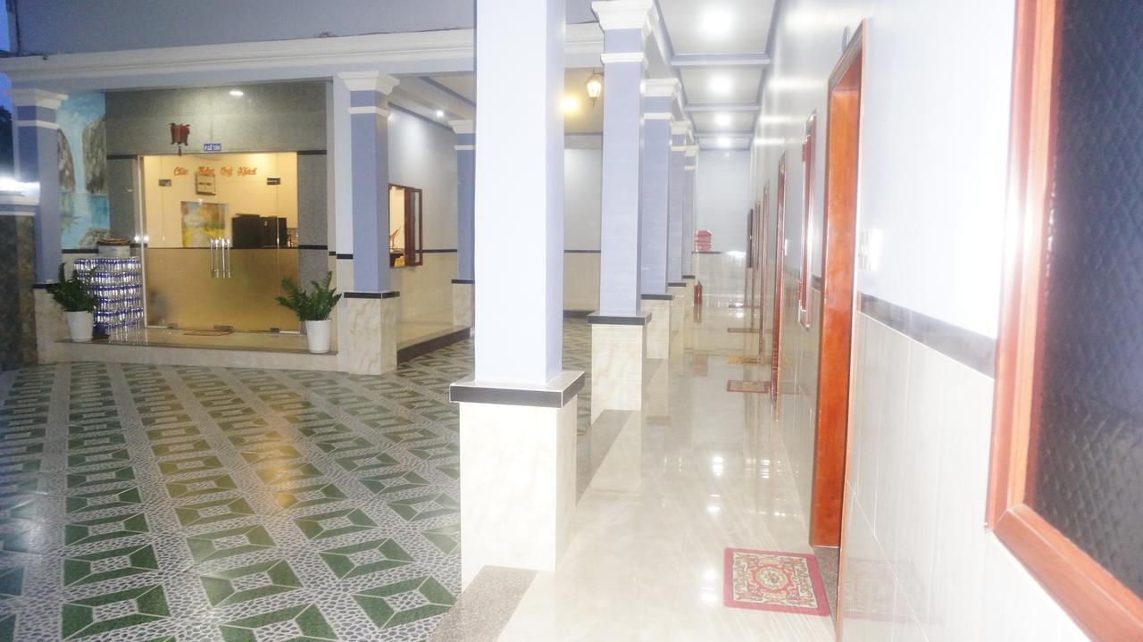 Motel Hoang Gia Long Khanh Exterior foto